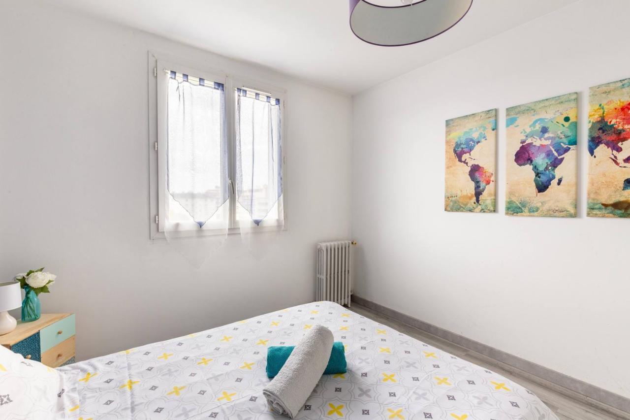 Appart T3 Bien Situe A Bourges + Wifi Eksteriør billede